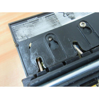 Siemens MCS606R Disconnect Switch WCracked Top - Used