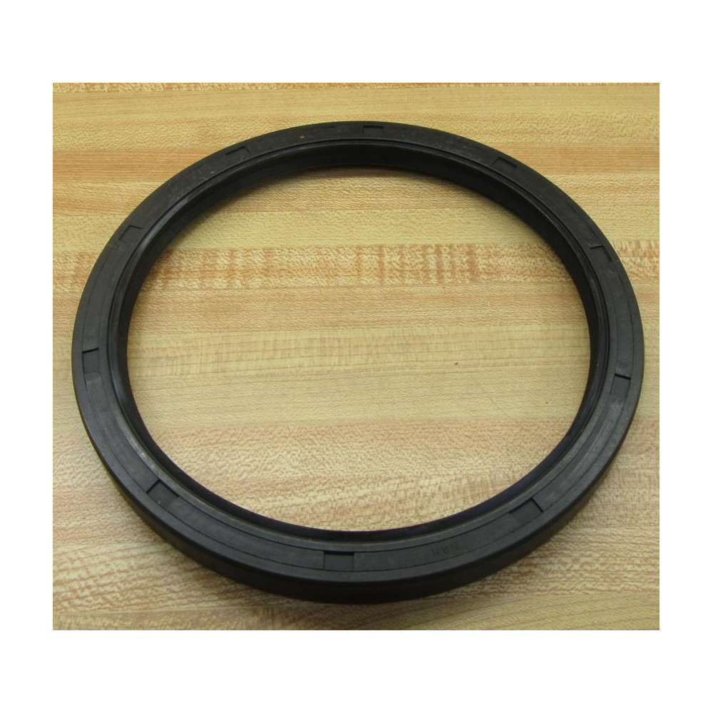 NAK TC160-190-15 Oil Seal TC16019015 - New No Box