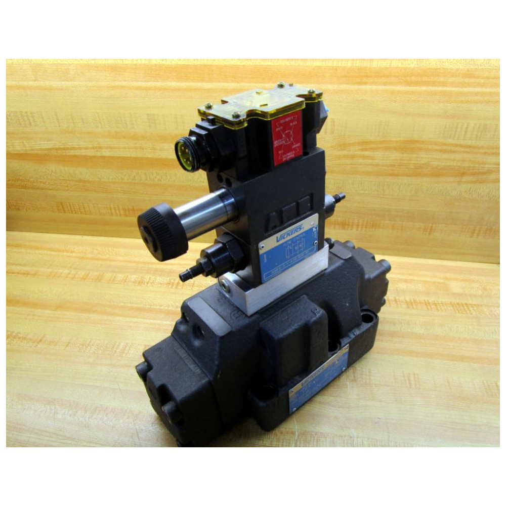 Vickers DG5V-8-S-2A-M-FPA5WL-B-10 Directional Control Valve - Used