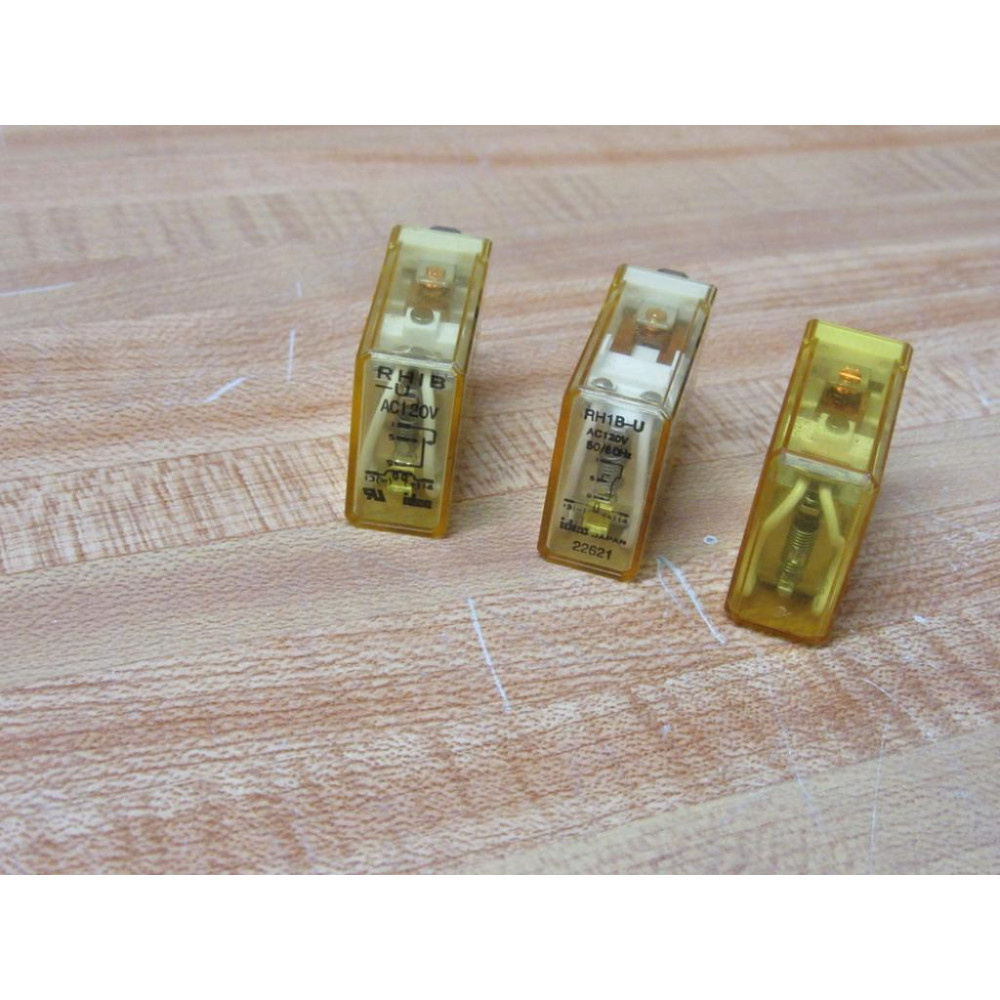 IDEC RH1B-U AC120V Relay RHIBUAC120V (Pack of 3) - Used