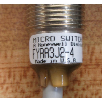 Micro Switch FYAA3J2-4 Proximity Switch FYAA3J24 - New No Box