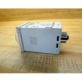 Allen Bradley 700-HRM12TA24 Timer 700HRM12TA24 - Used