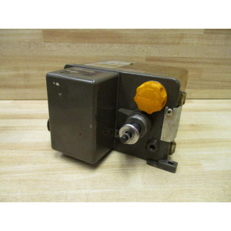 Showa SMD3 30F30 Lubrication System SMD330F30 WO Plastic Cover - Used