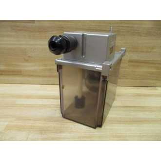 Showa SMD6 30F30 Lubrication System SMD630F30 WO Plastic Cover - Used
