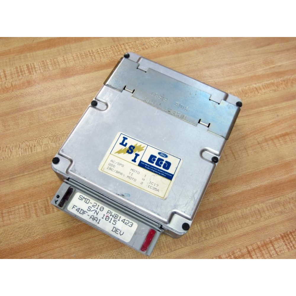 Ford SMD-210 PWB1423 Engine Computer F4DF-AA1 MOTO 1 - Used