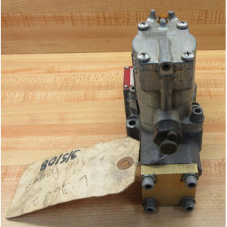 ValvairSchrader Bellows L675-39-102 Valve L67539102 - Used