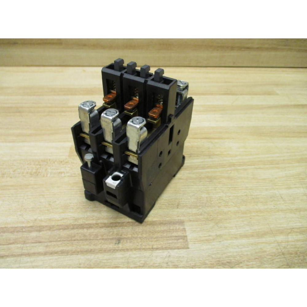 Siemens 3TF34 Motor Starter Contactor WO Cover - New No Box