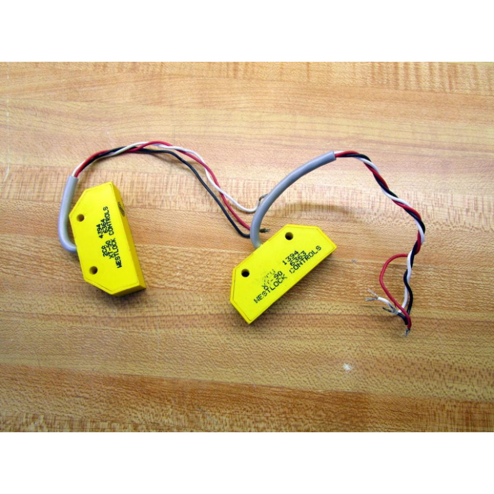 Westlock Controls SW10000-L08 Proximity Sensor XT-90 (Pack of 2) - Used