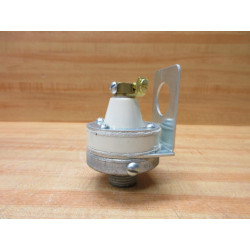 Honeywell C7007A-1001 Flame Rod Holder C7007A1001 - New No Box