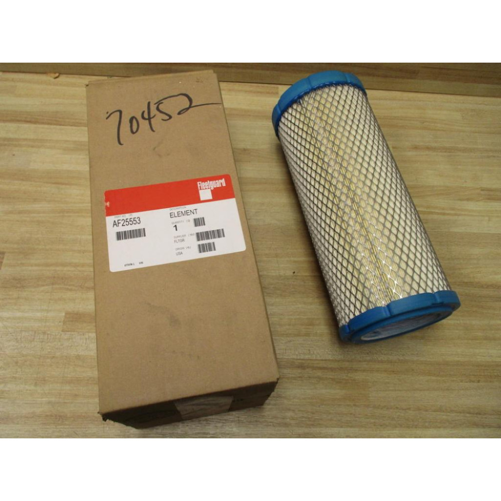 Fleetguard AF25553 Air Filter Element