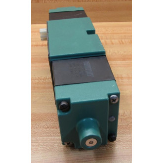 Numatics 554SS400K000030 Double Solenoid Valve - Used
