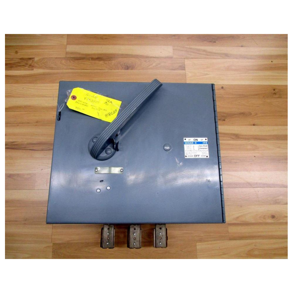 Gould V7H3606 ITT Siemens Vacu-Break Clampmatic Switch - Used