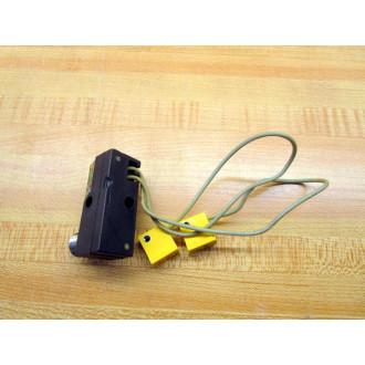 Turck NI2-Q9-5-AP6-01-1-FS4.4X3S304 Proximity Sensor NI2Q95AP6011FS44X3S304 - Used