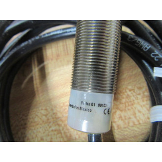 Cutler Hammer E57LAL18T110 Eaton Inductive Proximity Sensor Series G1