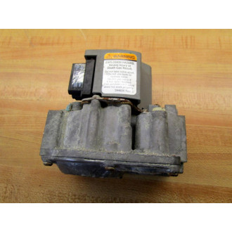 Honeywell VR8304M4507 Pilot Gas Valve - Used