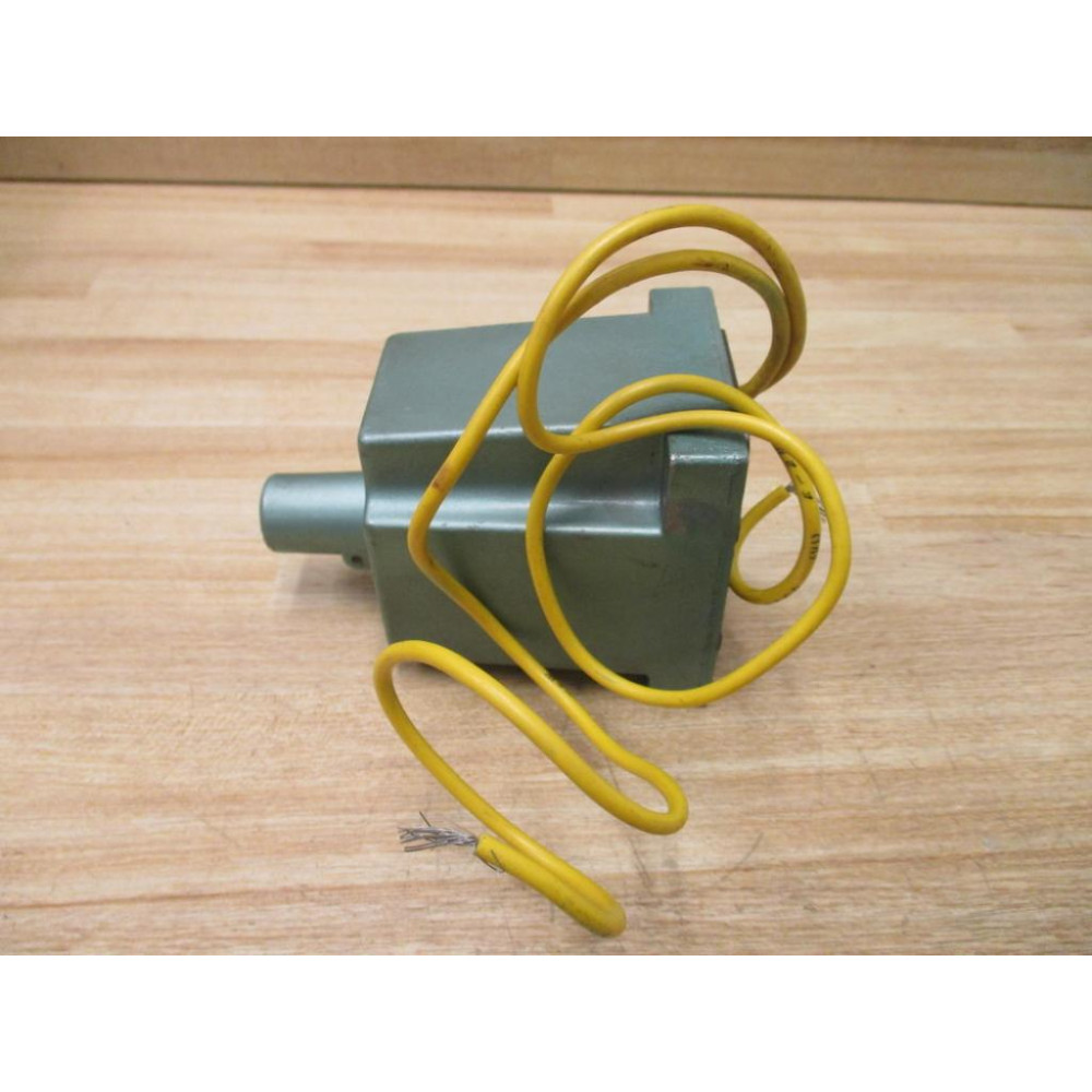 Decco 228-639B Solenoid Coil Assembly 228639B - Used