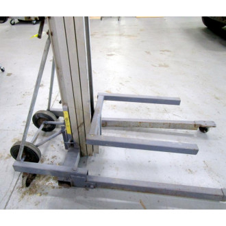 Genie SL-18 Equipment Lift SL18 - Used
