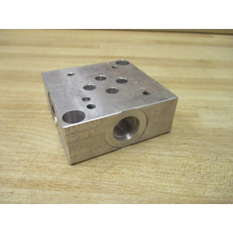 Daman AD035P565 Valve Cover Plate - Used