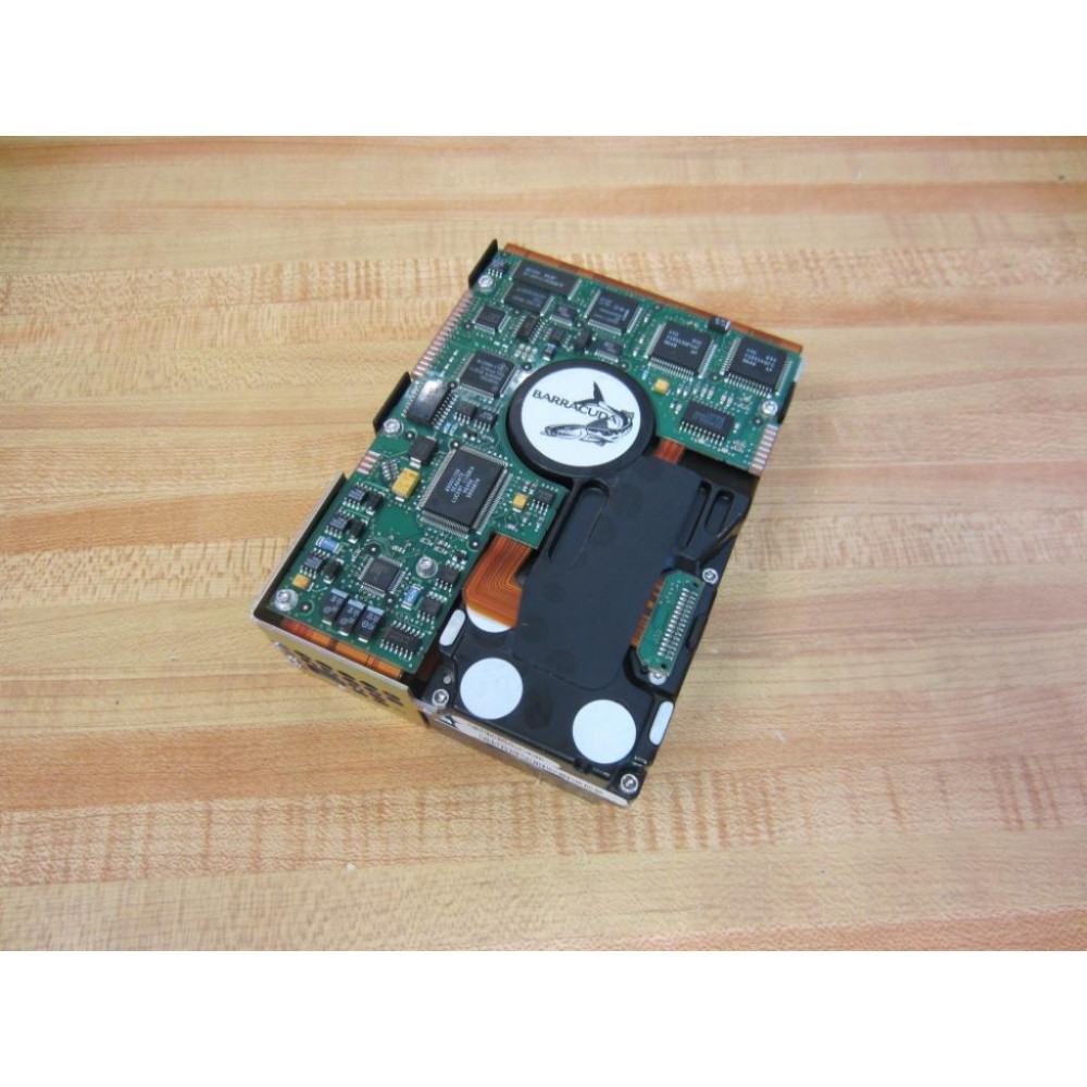 Seagate 9A8003-121 3.5" 4.2GB Fast Wide SCSI 68Pin Hard Drive ST15150W - New No Box