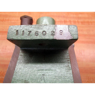 Cylinders & Valves 1176029 Valve - Used