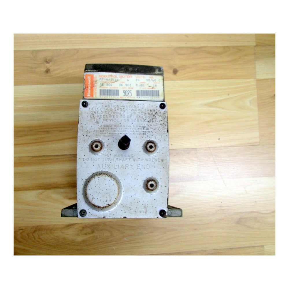 Honeywell M744A1014 Modutrol Motor - Used