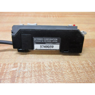 Keyence FS-V21R Fiber Amplifier 5749059 - Used