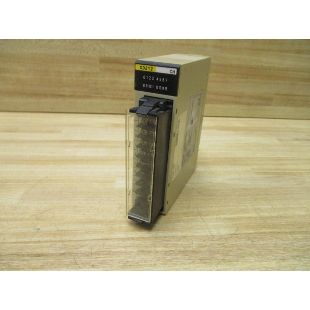 Omron C200H-0D212 Module C200H0D212 - Used