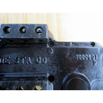 Destaco 1090801 Pneumatic Lever Clamp 1091-MAR-NA-0-115-R1 - Used