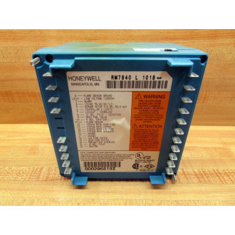 Honeywell RM7840 L 1018 Automatic Programming Control RM7840L1018 WO Cover - Used