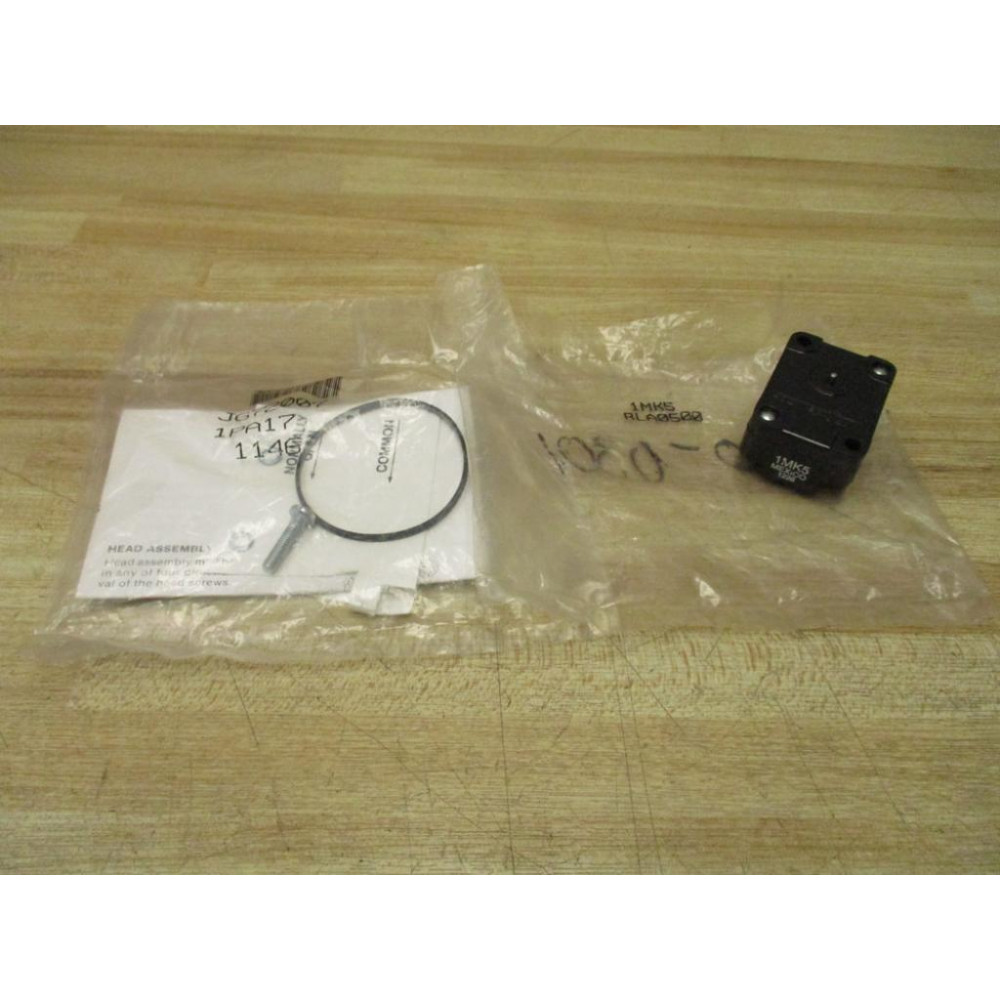 Honeywell Micro Switch 1MK5 Basic Snap-Action Switch Honeywell Micro Switch 1MK5 Basic Snap-Action Switch