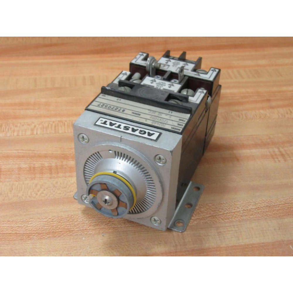 Agastat 7024AD Pneumatic Timing Relay 5-50 Seconds WO Knob - Used