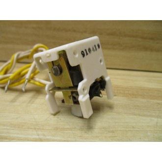 Westinghouse SNT1LP08K Shunt Trip - New No Box