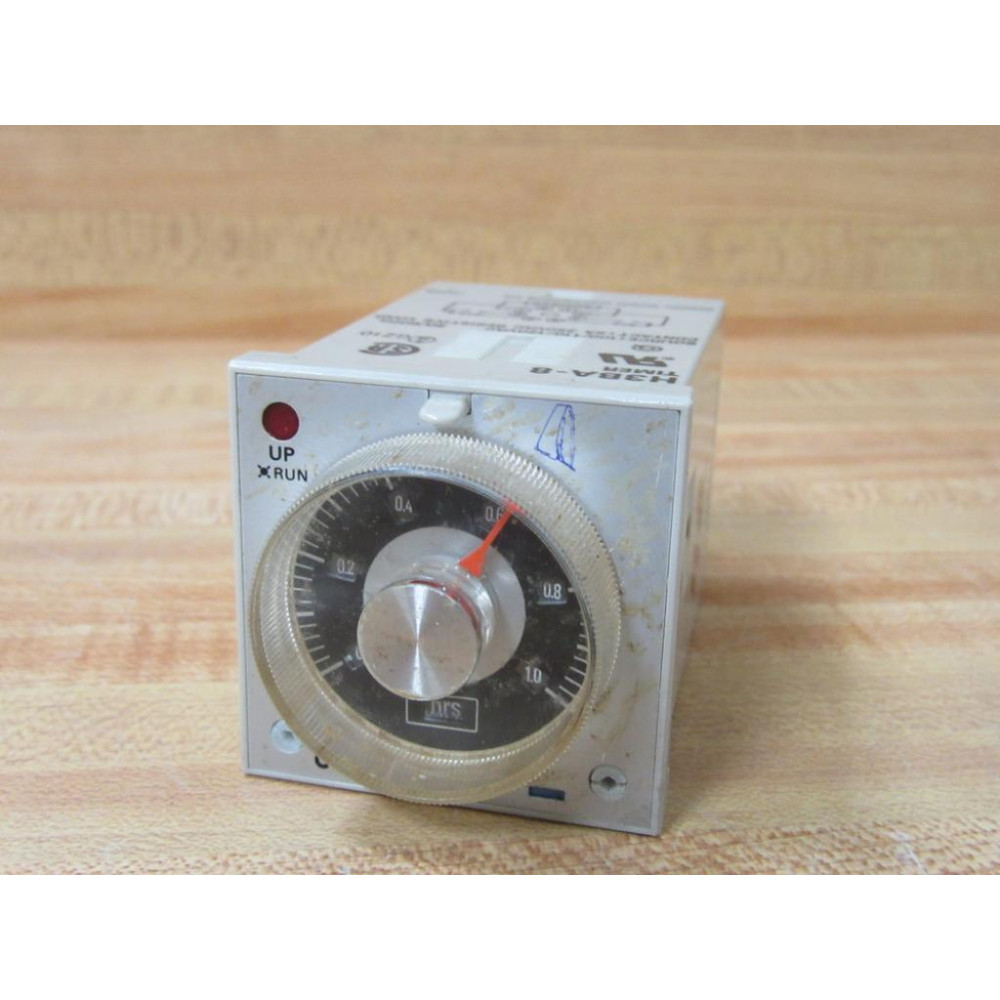 Omron H3BA-8 Timer H3BA8 0-1.0 Hour - Used
