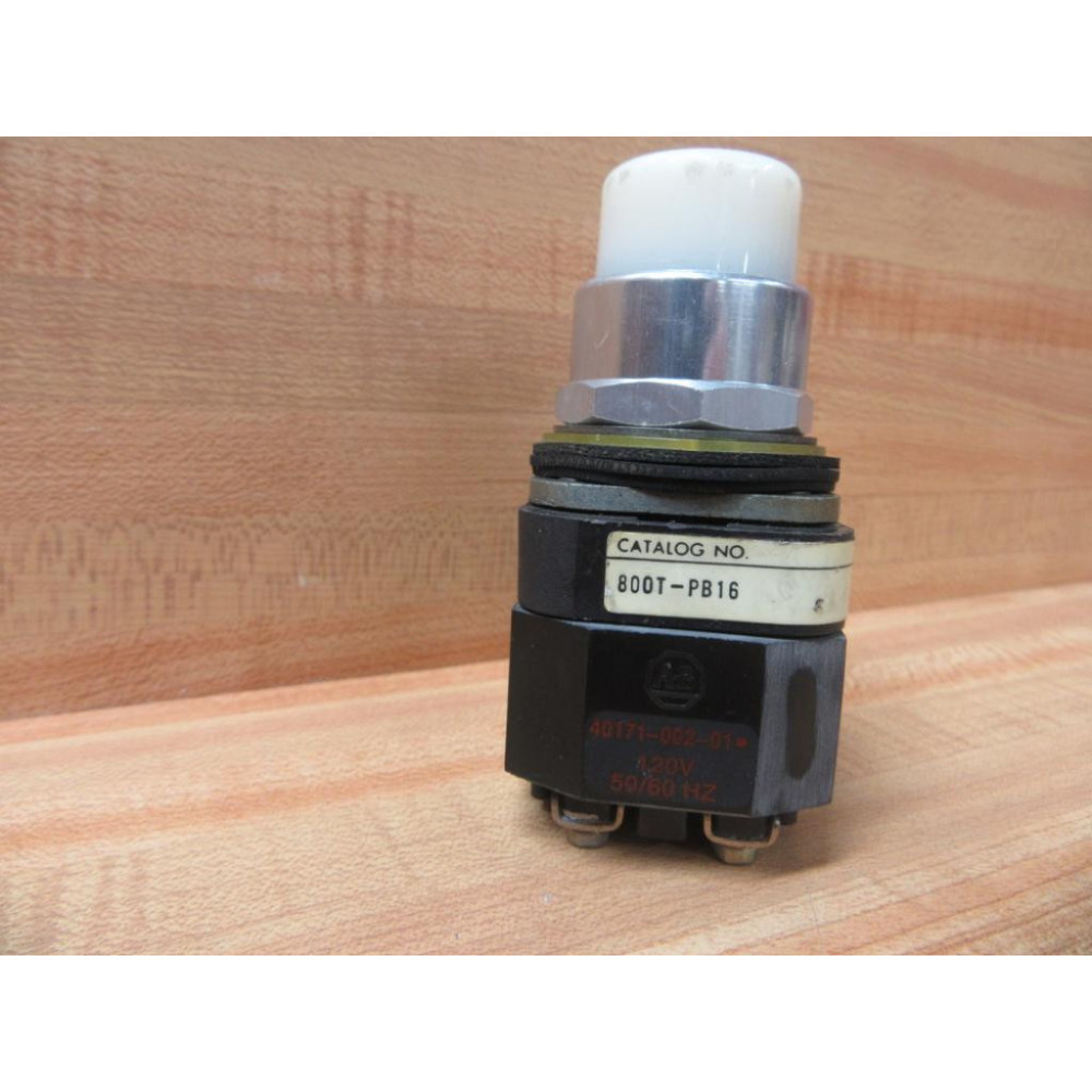Allen Bradley 800T-PB16W White Button W800T-XA, 40171-002-01 - Used Allen Bradley 800T-PB16W White Button W800T-XA, 40171-002-01 - Used