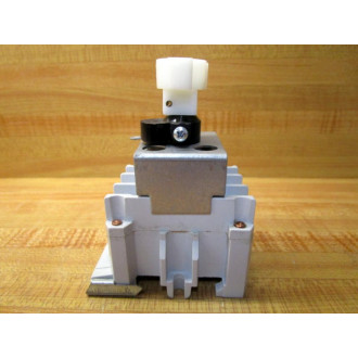 Siemens LBR3040 Rotary Switch - New No Box
