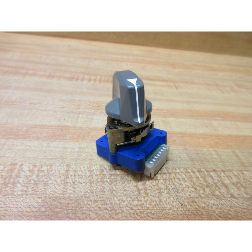 Tosoku GFED CBA U-Chain Selector Switch GFEDCBA Thin Gray Knob - Used