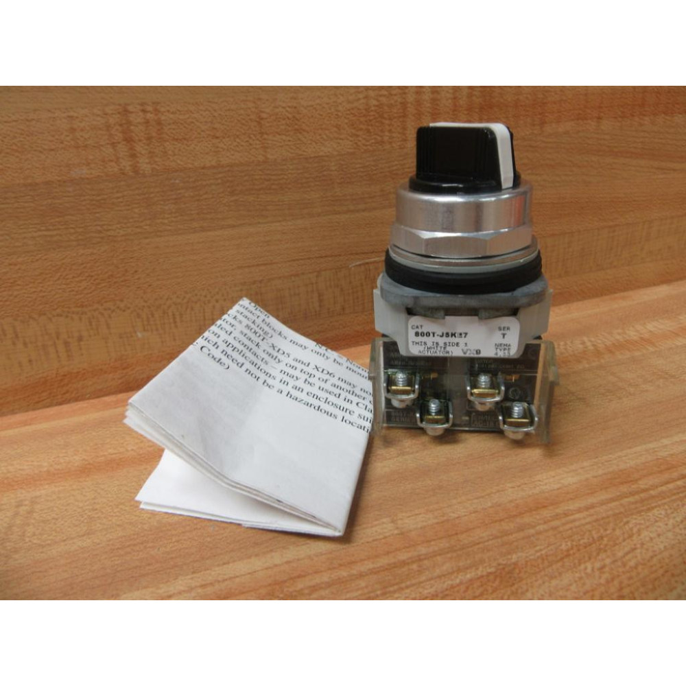 Allen Bradley 800T-J5KE7 Selector Switch 800TJ5KE7 W(2) 800T-XA - New No Box Allen Bradley 800T-J5KE7 Selector Switch 800TJ5KE7 W(2) 800T-XA - New No Box
