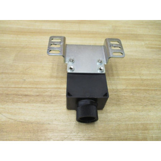 Schmersal BNS 16-12ZV Switch BNS1612ZV wBracket (Pack of 2) - Used