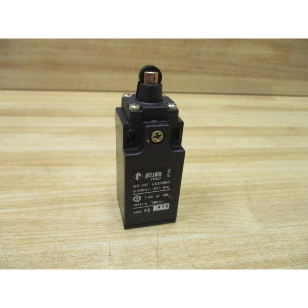 Pizzato FE415 Limit Switch - New No Box