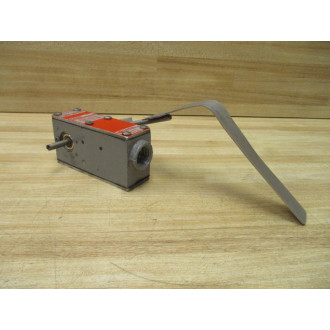 Namco EA150-30274 Limit Switch W Lever Arm - Used