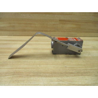 Namco EA150-30274 Limit Switch W Lever Arm - Used