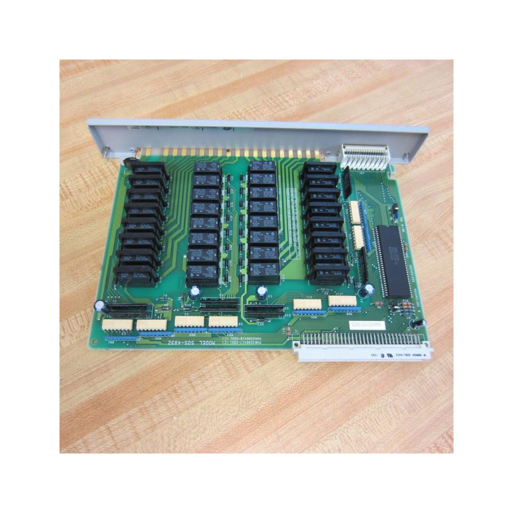 Siemens 505-4932 32-Pt.Digital Relay Output Module 5054932 - Used