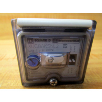 Square D XUC8AKSNL2 Photoelectric Sensor - Used