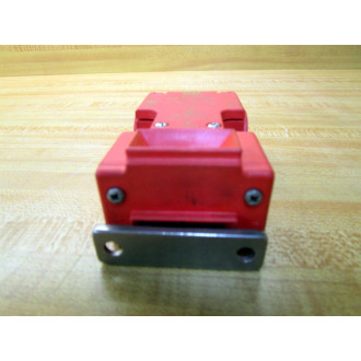 Scientific Technologies T5009 Safety Switch WKey-WO Mount - Used