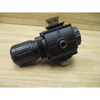 Norgren R73G-4AK-RMG Pressure Regulator R73G4AKRMG W Pressure Gauge - Used