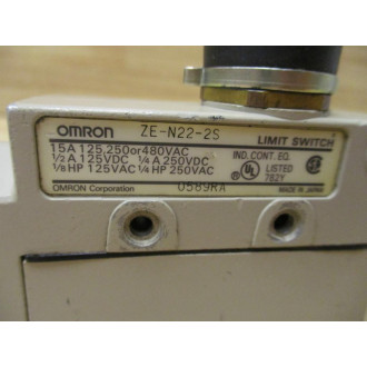 Omron ZE-N22-2S Limit Switch ZEN222S - Used