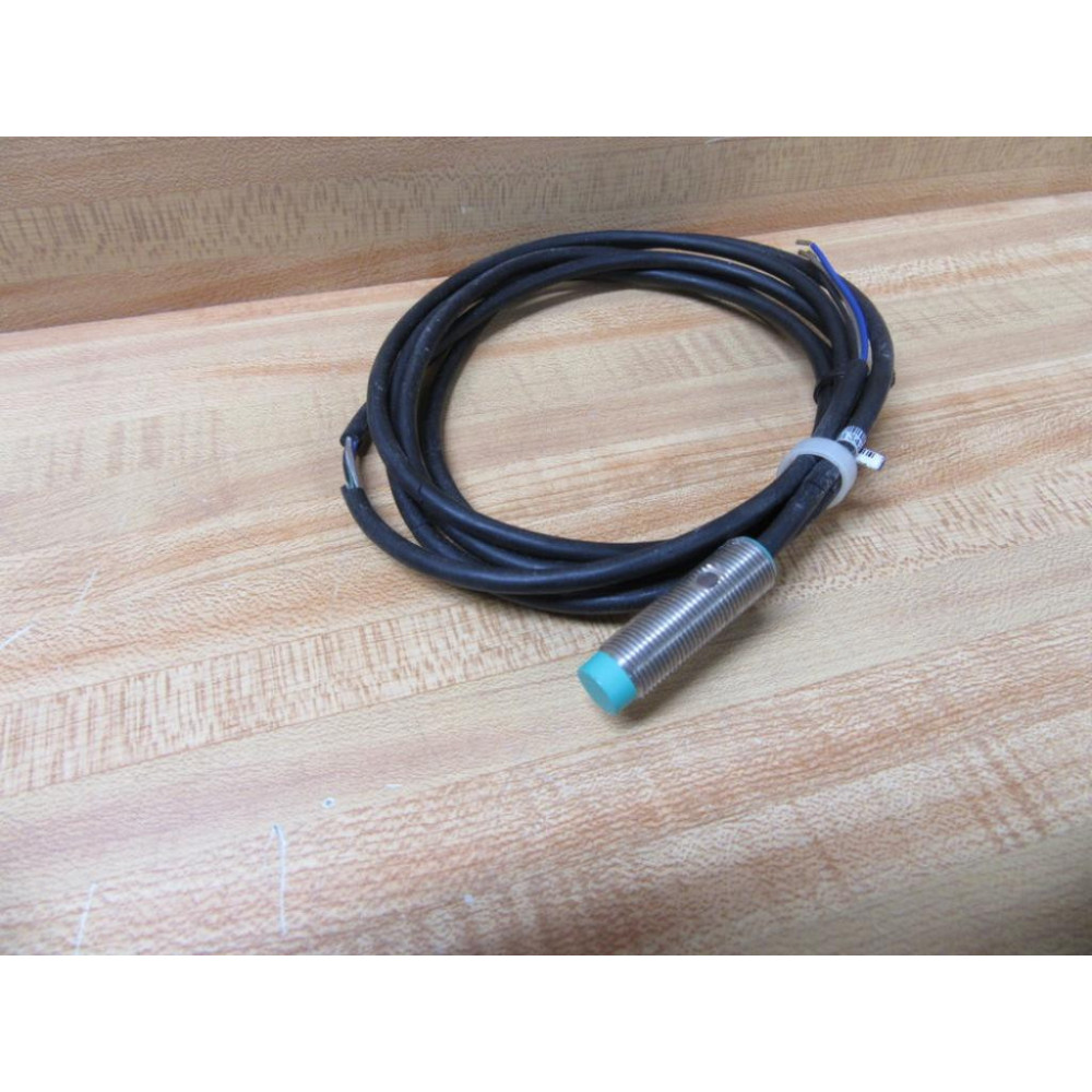 Pepperl + Fuchs 086388 Proximity Sensor NJ4-12GM40-E2 WO Washers - New No Box Pepperl + Fuchs 086388 Proximity Sensor NJ4-12GM40-E2 WO Washers - New No Box
