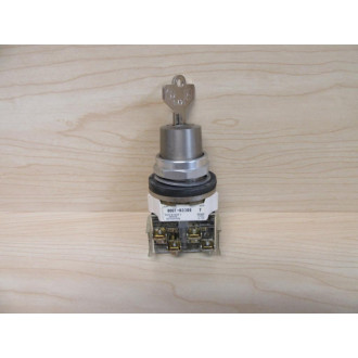 Allen Bradley 800T-H3306 Keyed Selector Switch 800TH3306 W Key D429 - Used