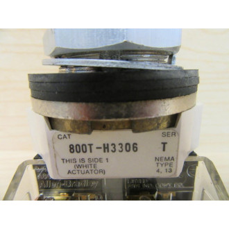 Allen Bradley 800T-H3306 Keyed Selector Switch 800TH3306 W Key D429 - Used