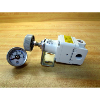 SMC IR1000-N01BG Precision Regulator WGauge IR1000N01BG - New No Box